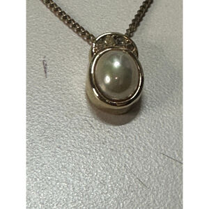 Women's Christian Dior Gold Pearl Pendant Necklace One Size